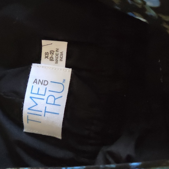 Elegant Blue and Black Printed Women's Dress - Picture 5 of 6